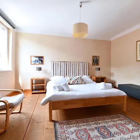 Gaspard & Lilly Avec Balcon *