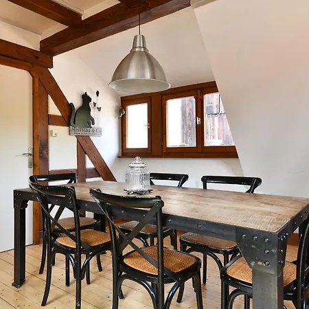 Gaspard & Lilly Avec Balcon *